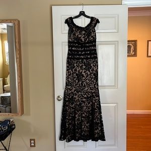 Tadashi Shoji Formal dress